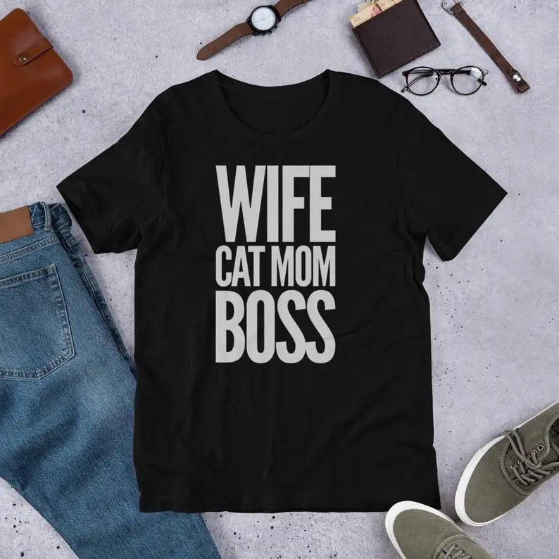 

Wife Cat Mom Boss Print Mama Mother Letters 90s Cotton T-Shirts Women O-neck Short Sleeve Tshirt Top Tees Drop Shipping goth