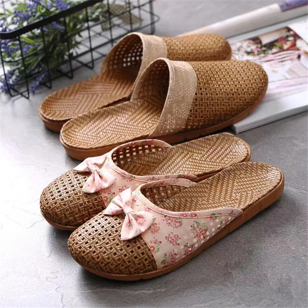 

Couple Fashion Butterfly Knot Slip On Slides Indoor Home Slippers Men Shoes Summer Straw Beach Slippers Female Linen Flip Flops