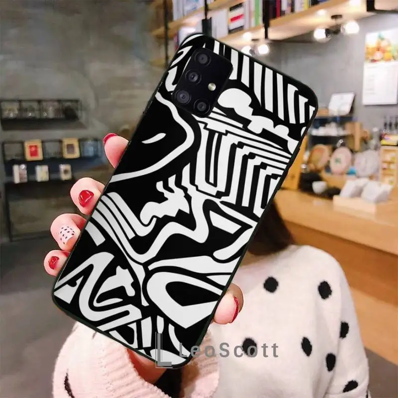 

Dazzle Camo black white Phone Case For Samsung A32 A51 A52 A71 A50 A12 A21S S10 S20 S21 Plus Fe Ultra