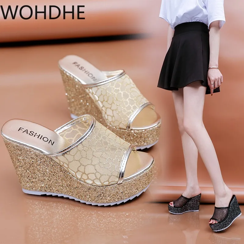 

Сандалии женские на танкетке, дышащие пляжные босоножки на толстой подошве, сетчатые, черные, серебристые, лето 2021