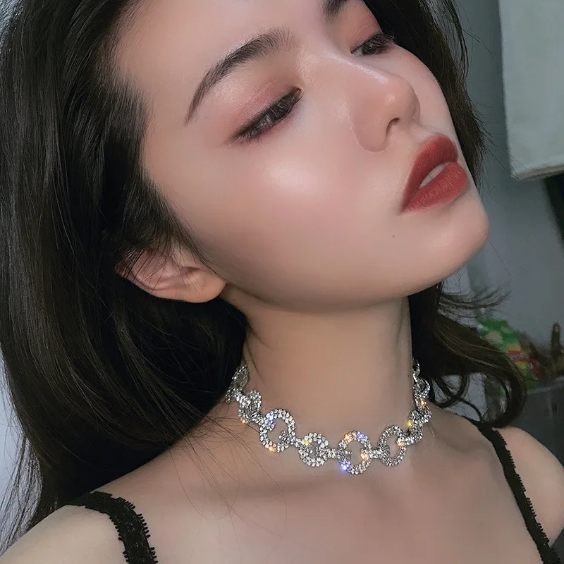 

MOGAKU Shiny Full Crystal Chokers Necklaces for Women Bling Exquisited Clavicle Chains Fashion Necklace Party Nightclub Jewelry