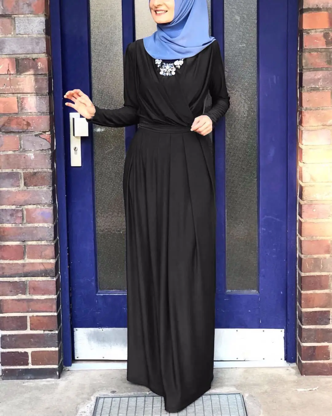 

Donsignet Muslim Dress Middle East Ramadan Muslim Fashion Robes Muslim Woman New V-Neck Pleated Dubai Abaya Turkey Long Dress