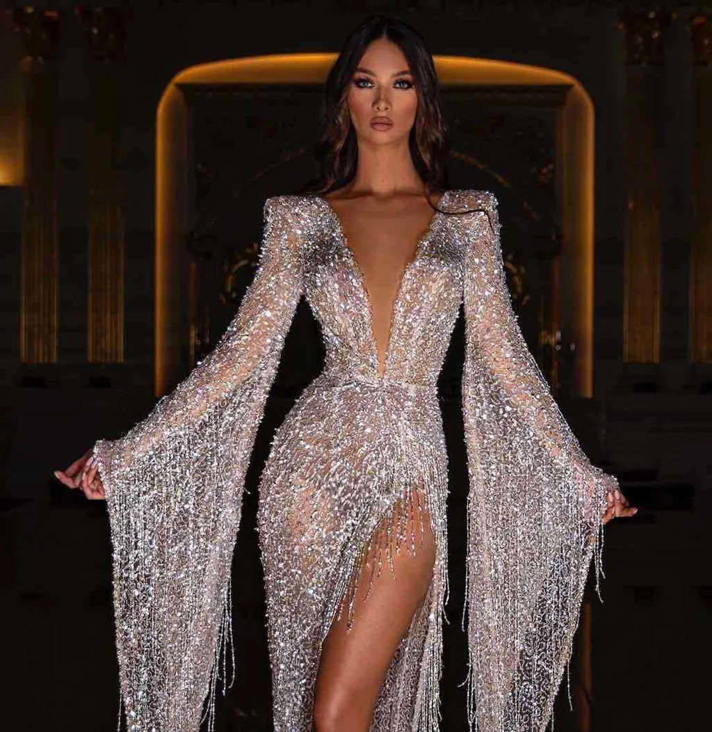 Женское длинное платье макси с блестками вечернее длинным рукавом и кисточками