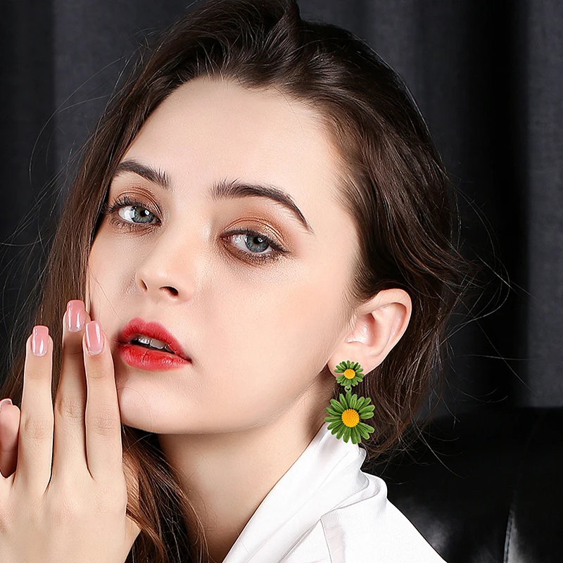 

AENSOA Korean Style Long Flower Drop Earrings For Women 2020 New Fashion Sweet Daisies Statement Earrings Party Jewelry Femme