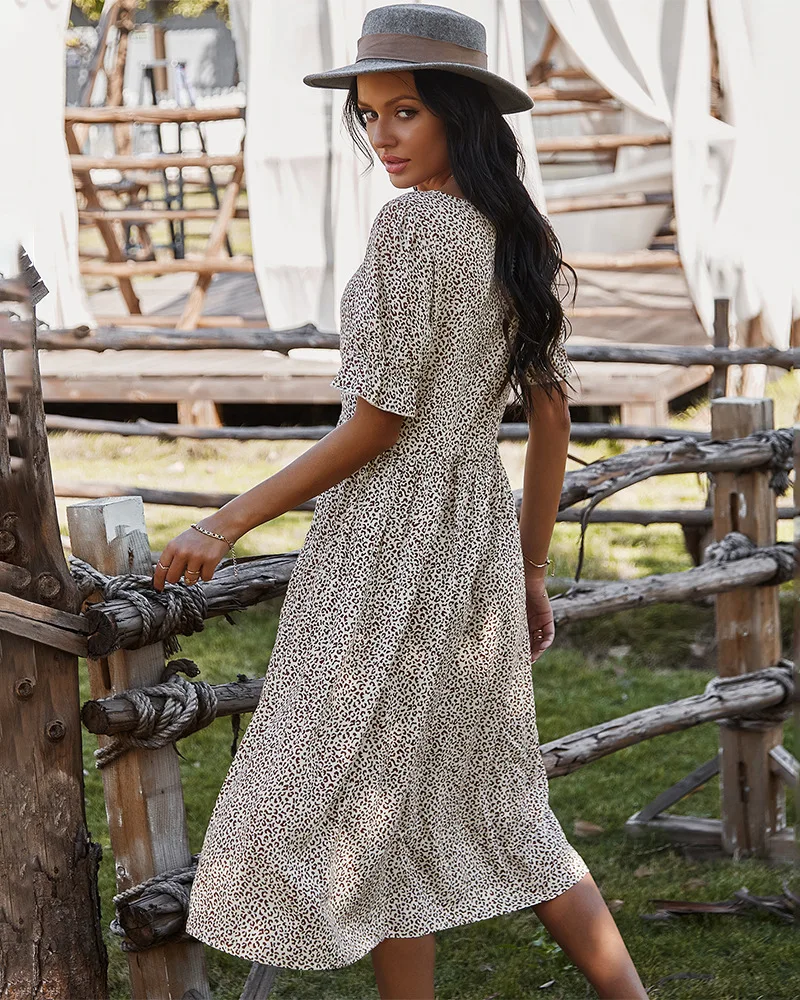 

2021 Boho Women New Short Sleeve Printed White Dresses A-Line Buttons Summer Spring V-Neck Knee Length Printed Dresses G2337