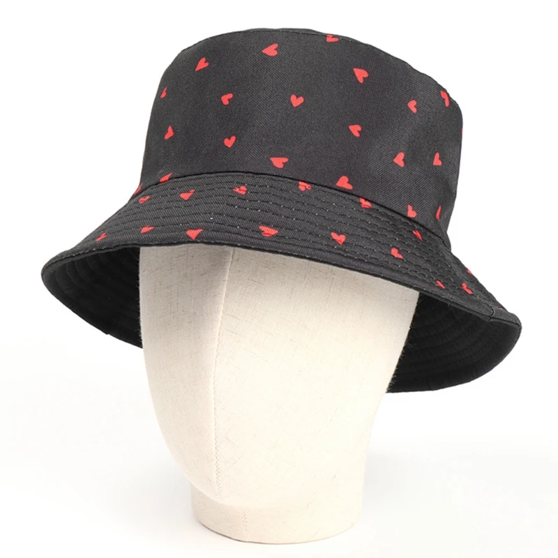 

Unisex Red Hearts Print Bucket Cap UV Protection Sun Hat Snug Fit Daily Wear 94PA