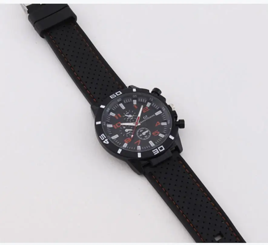 

Foreign trade sports three-eye silicone strap men's watch men's men's watch quartz one dropshipping