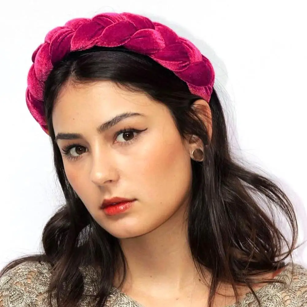 Женский обруч для волос однотонный в форме косы |