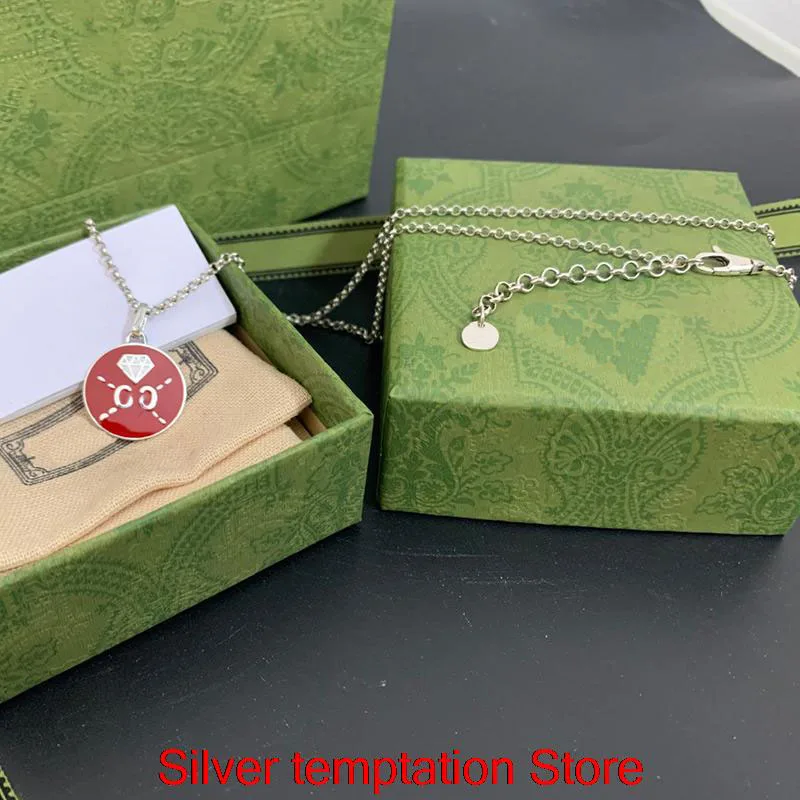 

Ag 925 Sterling Silver Cosmic Medal Star Red Enamel The New Necklace Couple Fashion Retro Trend Luxury Charm Jewelry Party