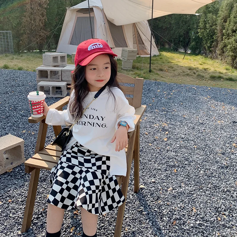 

Girls' T-shirt children's spring new Korean split medium and long T-shirt versatile top 11-108