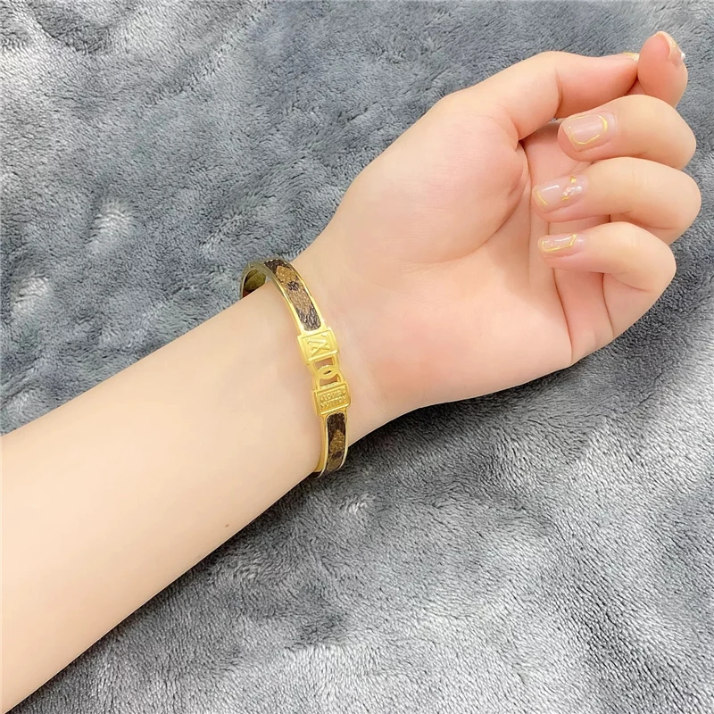 

2021 New Fashion Bracelet For Women Jewelry Gift Retro Four Leaf Clover Mujer Pulseras Beads chains Bangle Boho Jewelry No.13