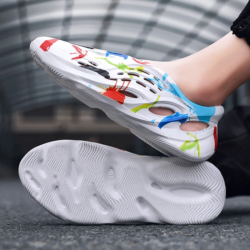 

Men Sandals 2020 Summer Fashion Beach Shoes Comfortable Fishing Shoes Light Non-slip Man Flat Sandals Men Sandalias Creek Shoes