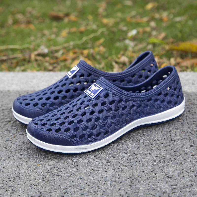 

2021 Summer New Men's Solid Color Non-slip Wear-resistant Hollow Breathable Flat Shoes Fashion Casual and Comfortable Sandals