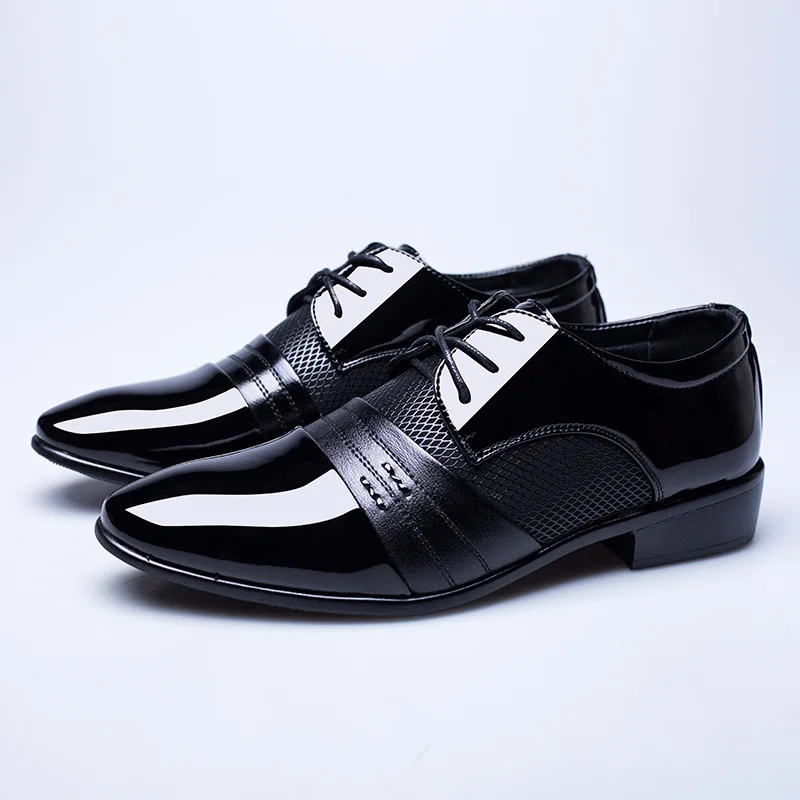 

Итальянские оксфорды для мужчин, дизайнерские мужские лакированные кожаные черные туфли, мужские классические туфли с острым носком, 2021