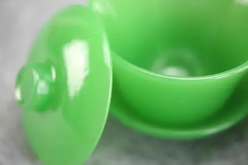 Пара китайских изысканных чайных чашек ручной работы за пределами COMPAR