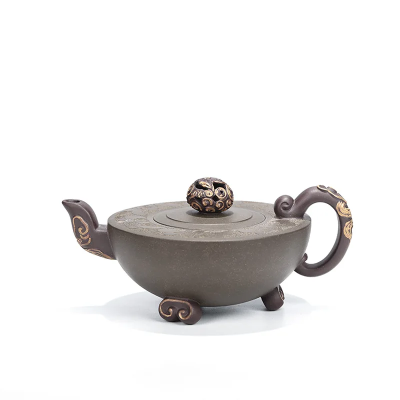 

Yixing purple clay teapot made by famous artisans