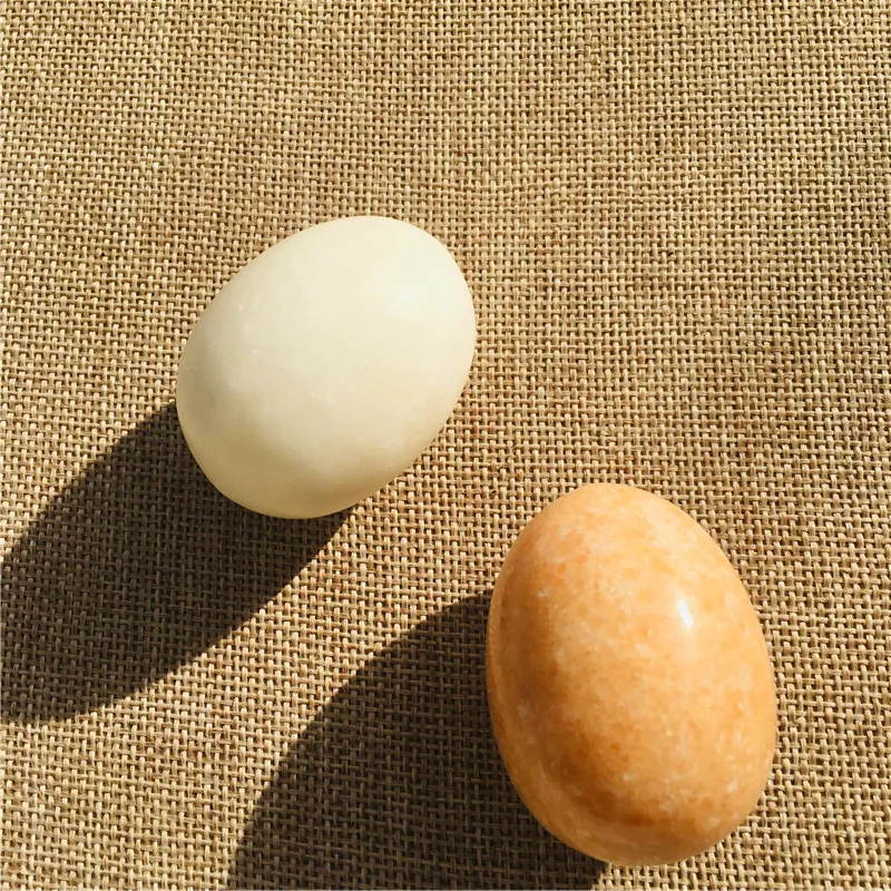 

Natural jade stone eggs family small display