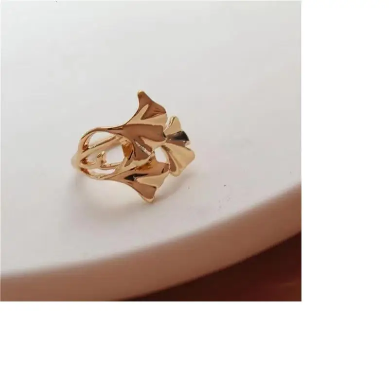 

New Style Gingko Leaf shape ring simple atmosphere trend personality fashionable female ring ring inner diameter 18