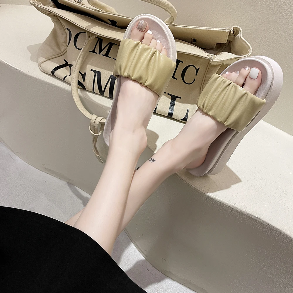 

Shoes Woman 2021 Slippers Soft Pantofle Luxury Slides Comfort New Designer Summer Flat PU Rubber Rome Shoes Ladies' Slippers Lux