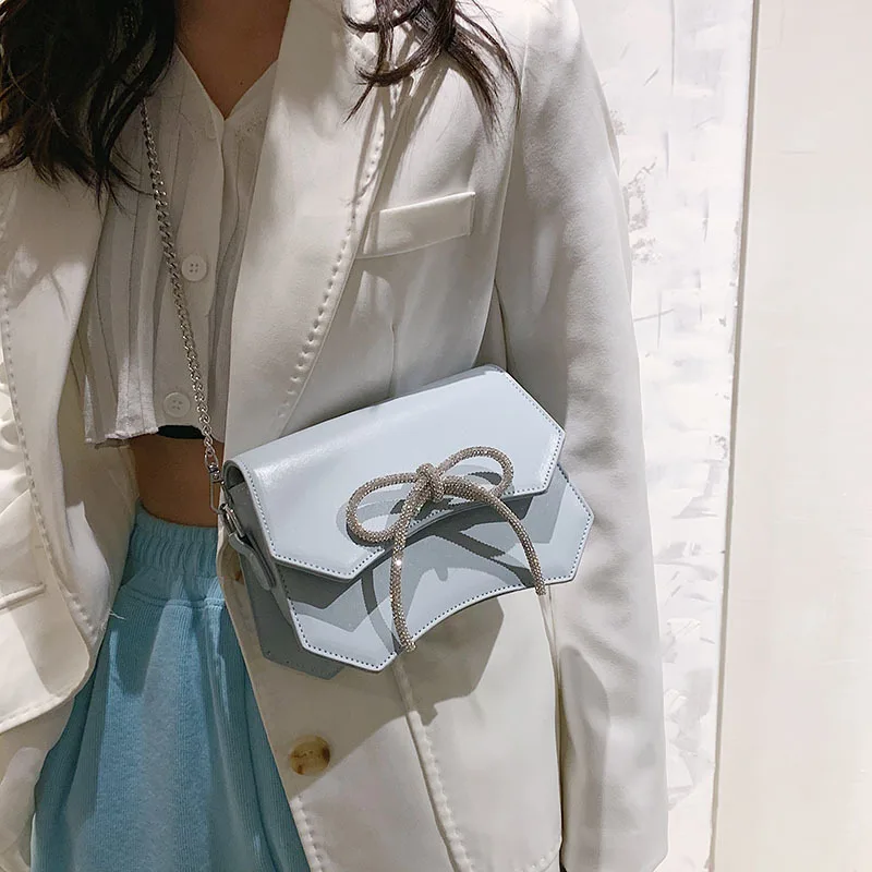 

Women's Hand Bags 2021 Luxury Designer Handbag Vintage Pu Solid Color Chain Bow Decoration Messenger Shoulder Bags for Women