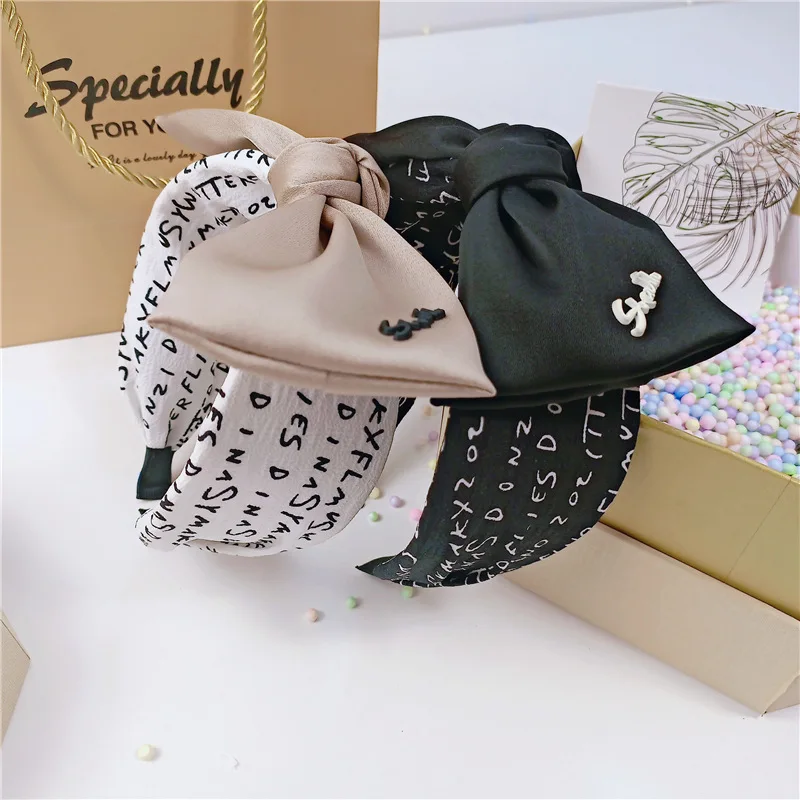 

South Korea's New Dongdaemun Fabric Headband Wild Temperament Girl Press Hair Headband Bundle Hair Out Hair Accessories