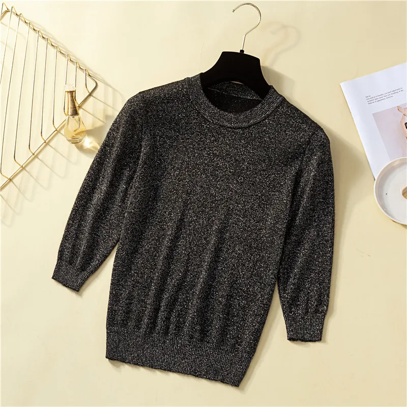 Женский свитер с круглым вырезом и блестящим люрексом на весну осень базовый