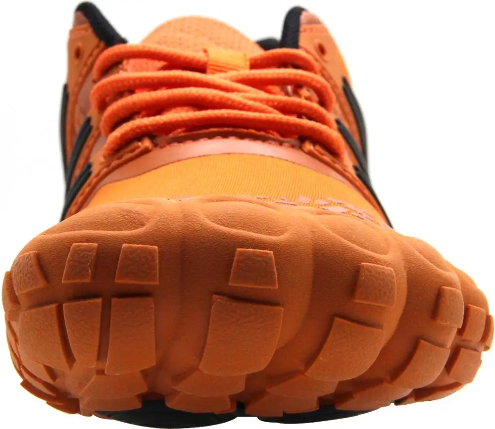 Мужские кроссовки с толстой подошвой минималистичные Нескользящие широким