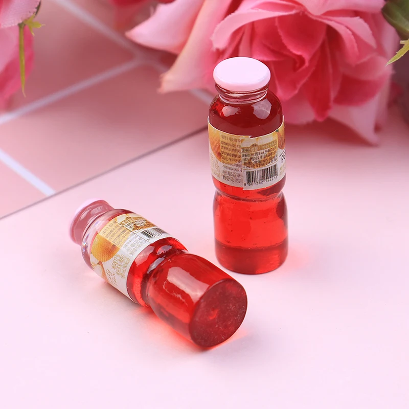 

2pcs/set Mini Drink Bottle Toys Dollhouse Miniature Toy Doll Drink Kitchen Living Room Decor Accessories