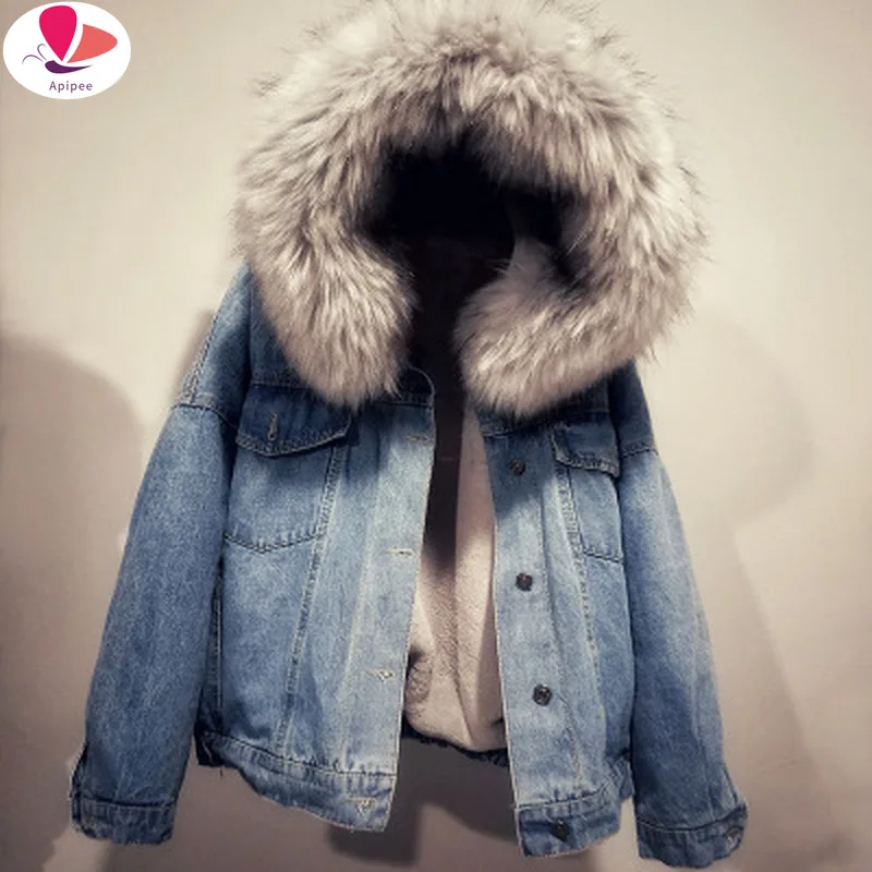 

Jeans Jacket Women Winter Denim Short Coat Lady Warm Faux Fur Velvet Fluffy Hooded Outwear Casual Jean Trucker Overcoat