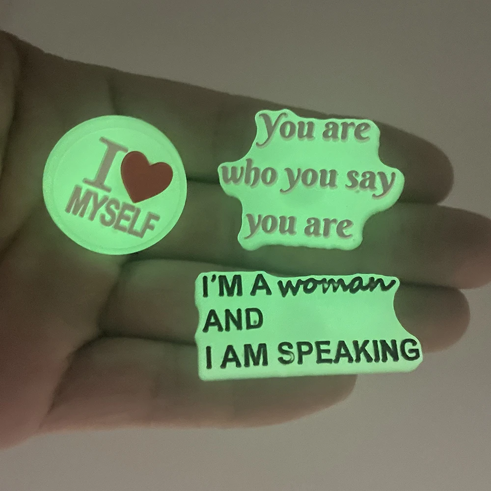 Светящиеся подвески для обуви со слоганом 1 шт. | Обувь