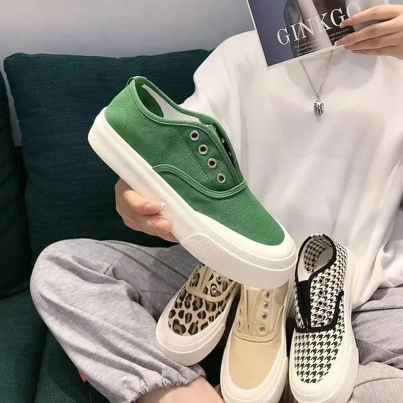 Brand Women Canvas Shoes 2022 Fashion Sneakers Leopard Slip-on Low-cut Women's Vulcanized Shoes Ladies Flats Casual Woman Shoes