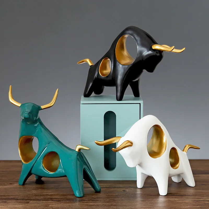 

nordic Creative Lucky bull figurine for interior sculture modern resine Craftwork home Office desk decoration luxury Statues