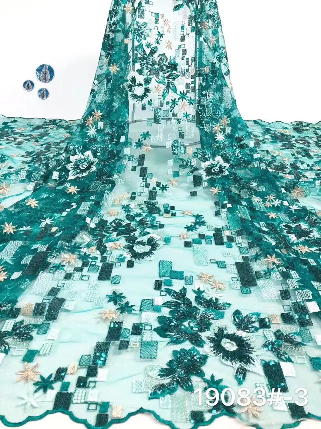 

2020 African Laces Fabrics Embroidered Nigerian 3D Guipure French Cord Lace Fabric High-quality African French Net Lace Fabric