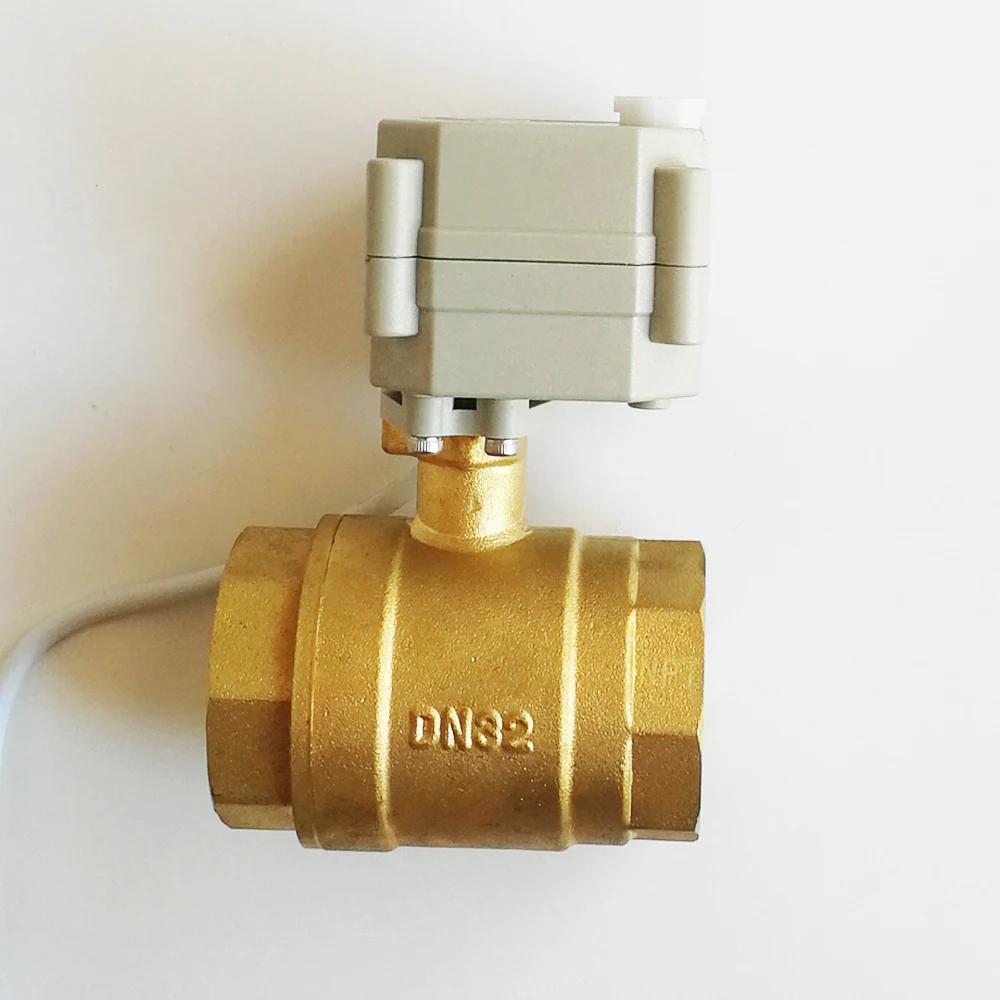 Фото TF32-B2-B AC/DC9V-24V BSP/NPT 1-1/4'' Normal Open Normally Closed Electric Motorized Valve With Manual Override 2 Way DN32 TF32-B2-B AC/DC9V-24V BSP/NPT 1-1/4'' Normal Open Normally Closed Electric Motorized Valve With Manual Override 2 Way DN32