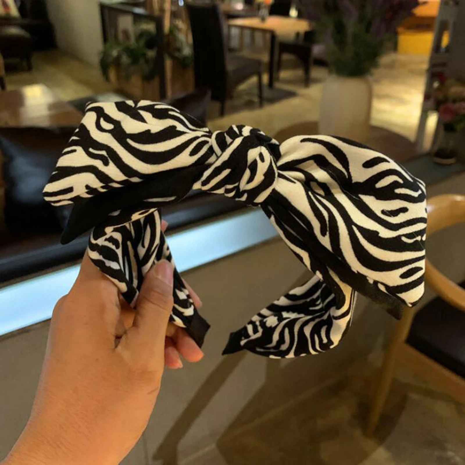 Повязка для волос женская леопардовая с большим бантом |