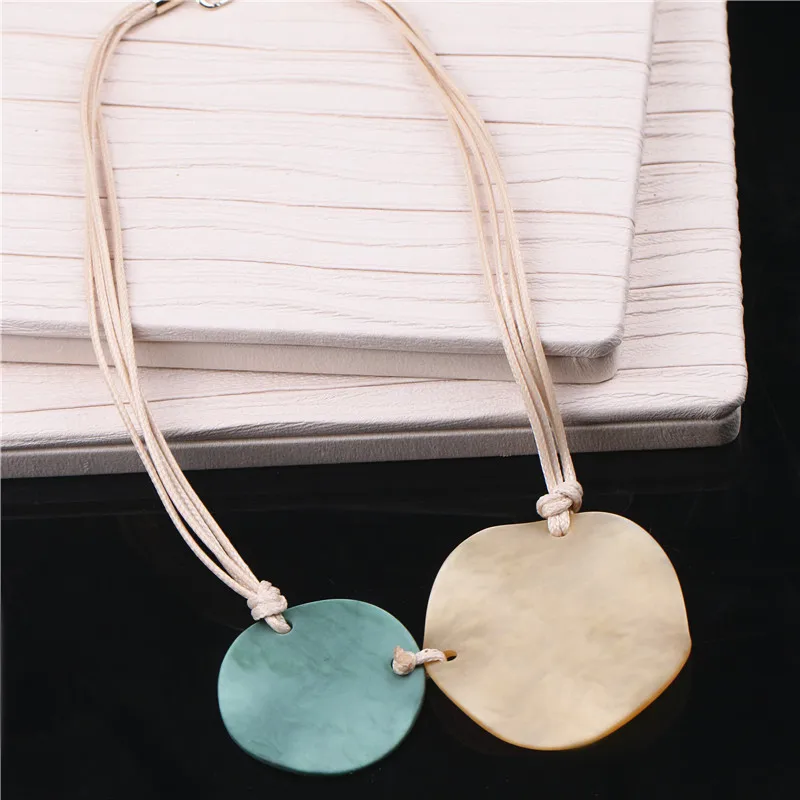 Цепочка с подвеской Женская круглая модное простое ожерелье из смолы длинная