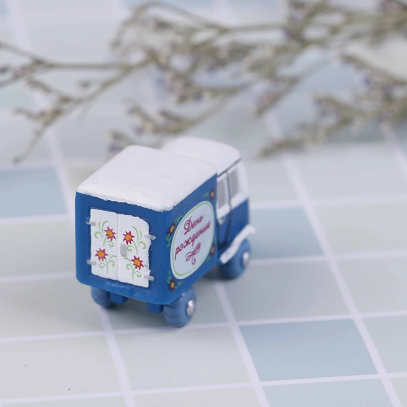 

1/2pcs small truck Miniatures For Fairy Garden Gnomes Moss Terrariums Decor