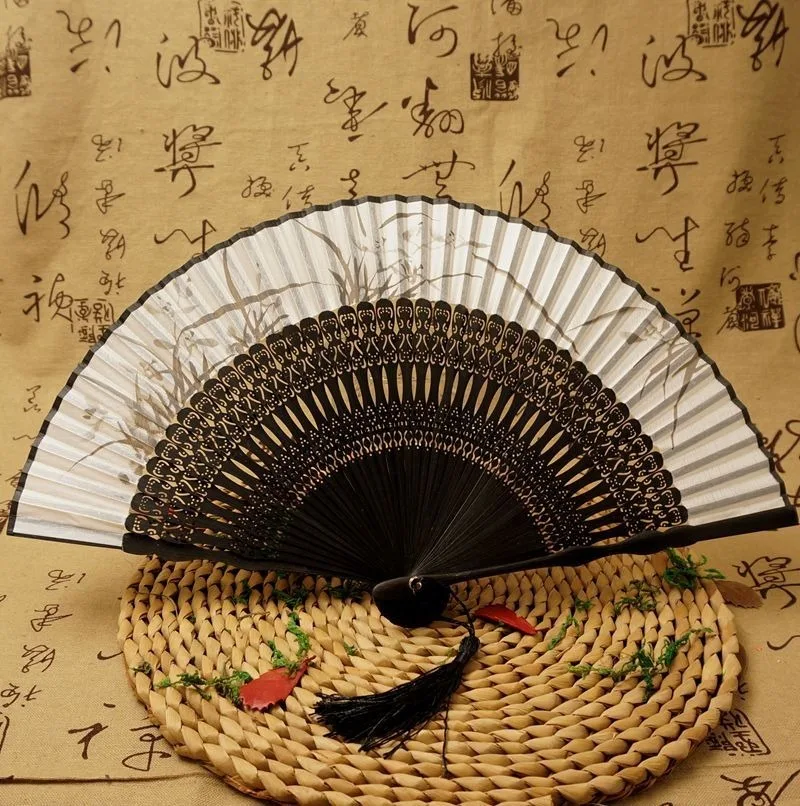 

New Fine Sculpture Ladies Folding Fan * High-grade Gift Fan * Chinese Fan Japanese Crafts Fan * Bamboo Fan folded fan Carved