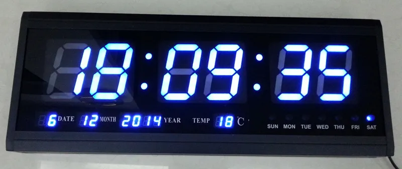 HT4819SM-7 синяя буква алюминиевые большие цифровые светодиодные настенные часы с