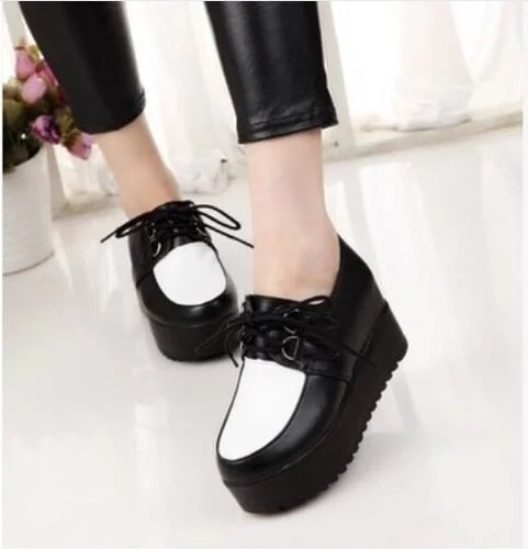 Новые модные британские готические панковские туфли на плоской подошве Лидер