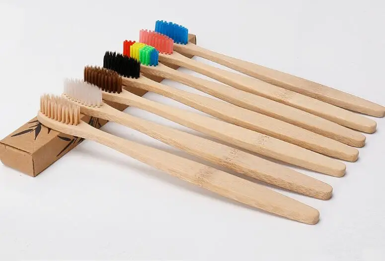 

Новинка 1000 шт., Бамбуковая зубная щетка разных цветов, Экологичная деревянная зубная щетка с мягкой щетиной, зубная щетка для взрослых с угольным наконечником для ухода за полостью рта