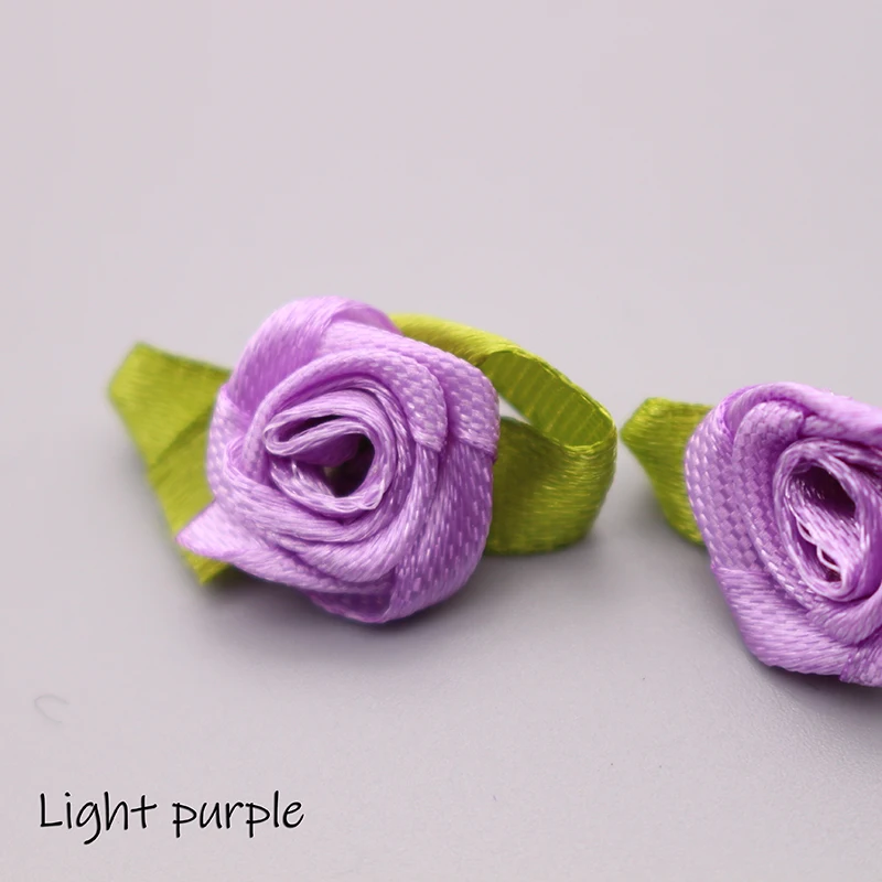 Light purple2 100 шт 2,5 см атласные ленты с розами, цветочные головки ручной работы, тканевые цветы для скрапбукинга, свадебные украшения - Цвет: Light purple2