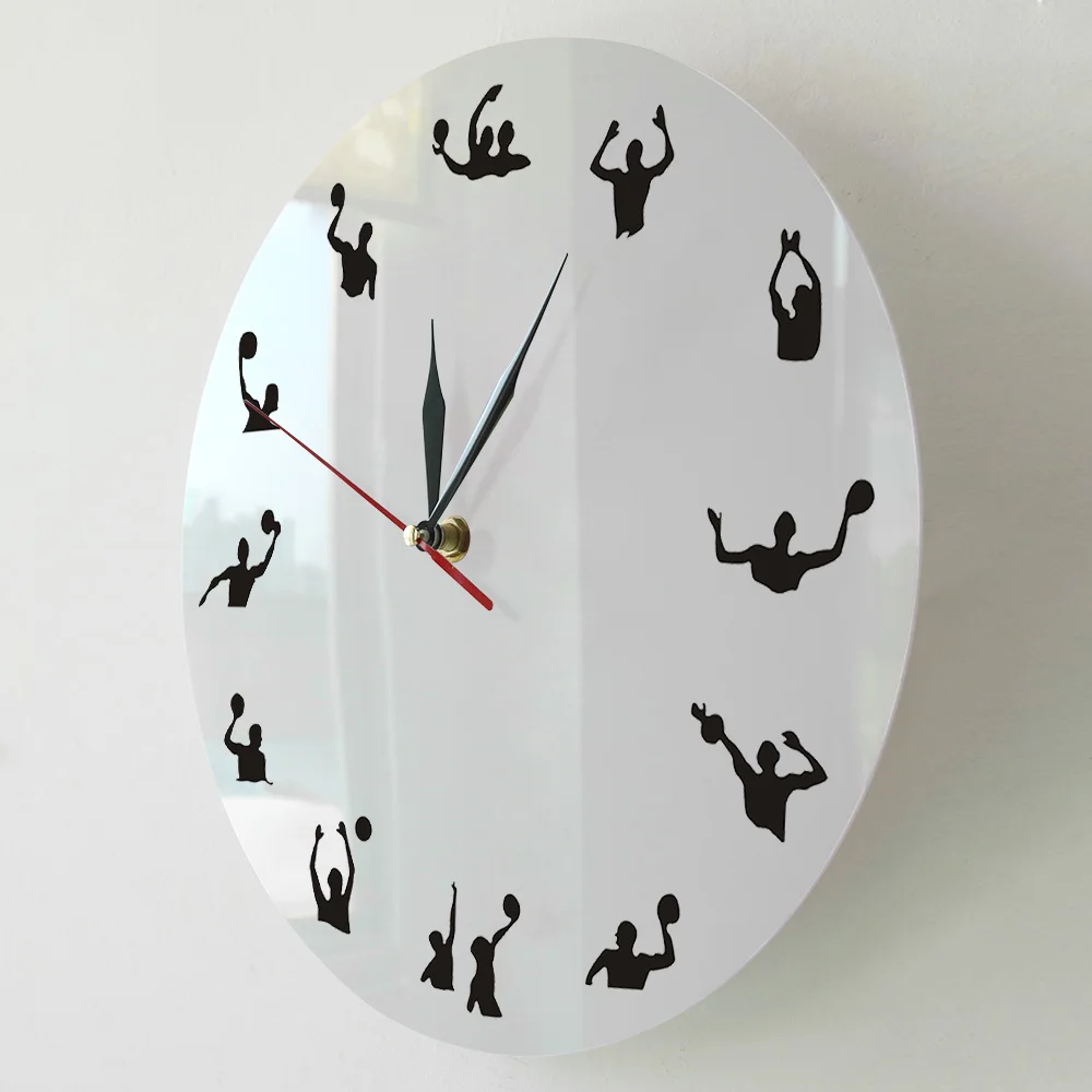 Настенные часы поло в минималистичном дизайне спортивные для соревнований с