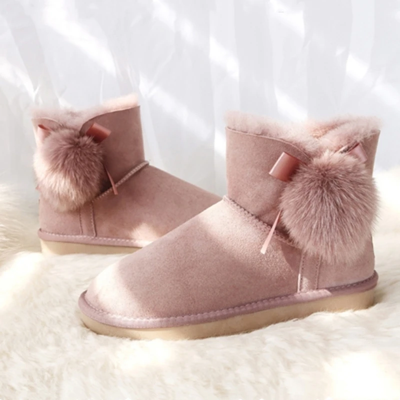 twilight pink G& Zaco/ботинки из натуральной овечьей кожи; короткие зимние ботинки на овечьем меху; натуральная шерсть; зимние женские ботильоны на плоской подошве с милым бантом и лисьим помпоном - Цвет: twilight pink