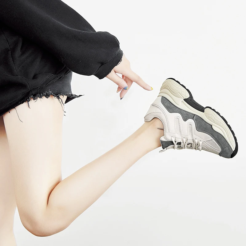 Модная женская обувь кроссовки Ulzzang Студенческая спортивная на толстой подошве