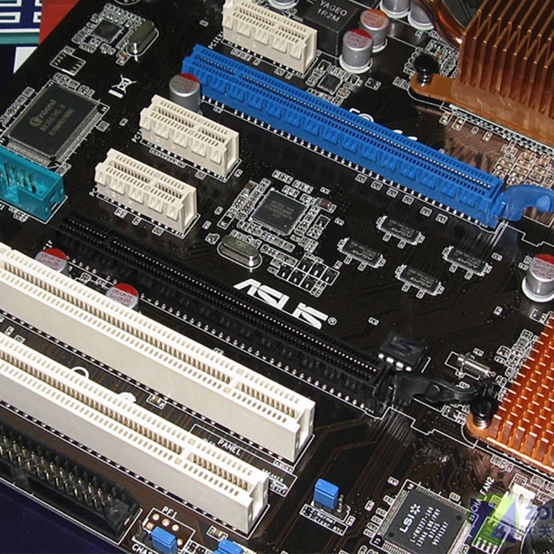Материнская плата LGA 775 ASUS P5Q Pro DDR2 16 Гб для Intel P45 десктопная материнская системная