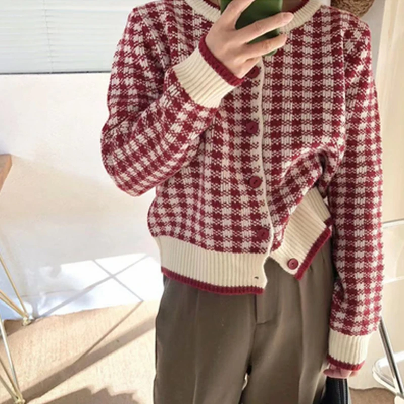 

Autumn New Plaid Cardigan Sweater Women Fashion O-Neck Long Sleeve Single Breasted Knitwear Casual All-Match Streetwear Свитер
