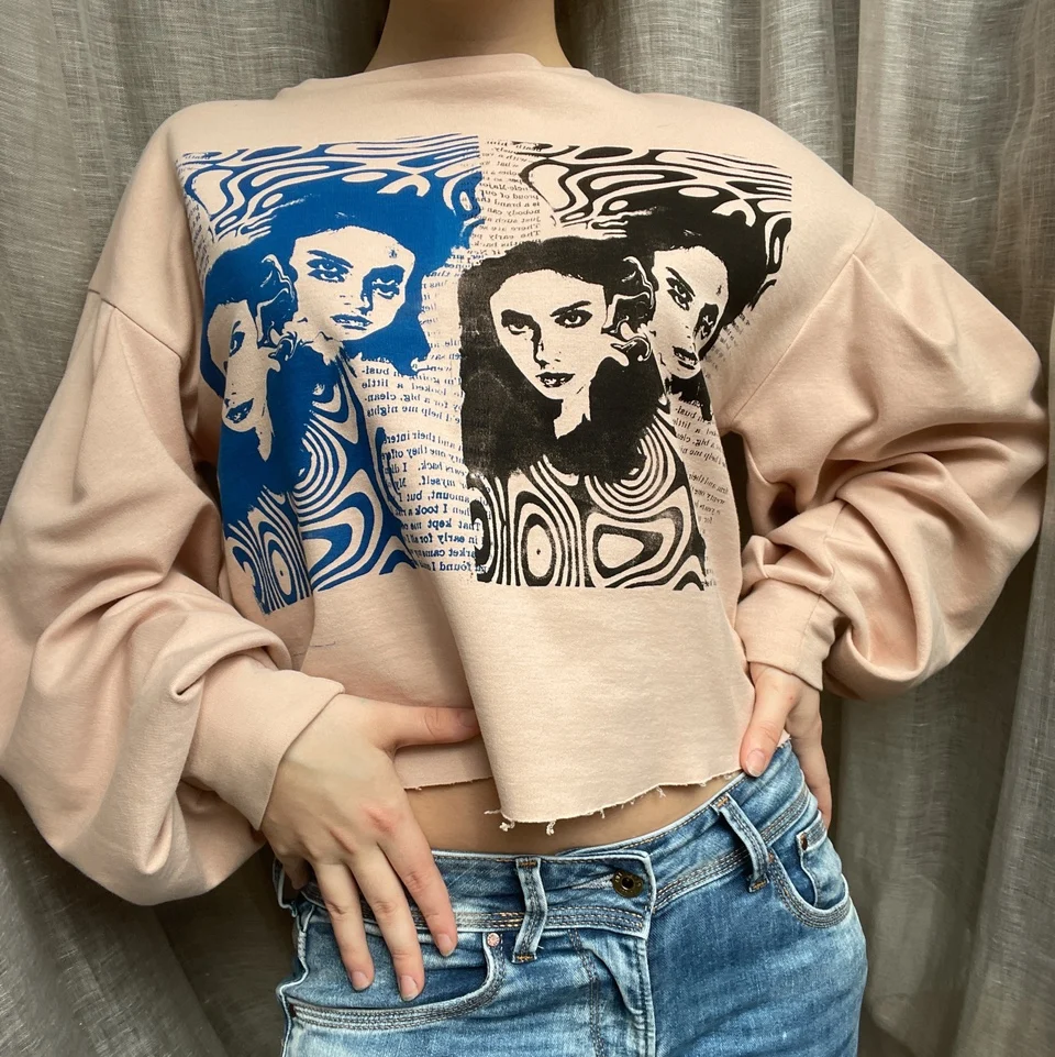 

Spring Autumn Women Casual Short Crop Top T-shirt Figure Print Long Sleeve Round Neck Pullover Sweatshirt