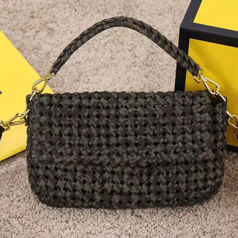 

Retro woven hollow jacquard canvas flip buckle handbag ladies new fashion all-match shoulder bag personalized messenger bag