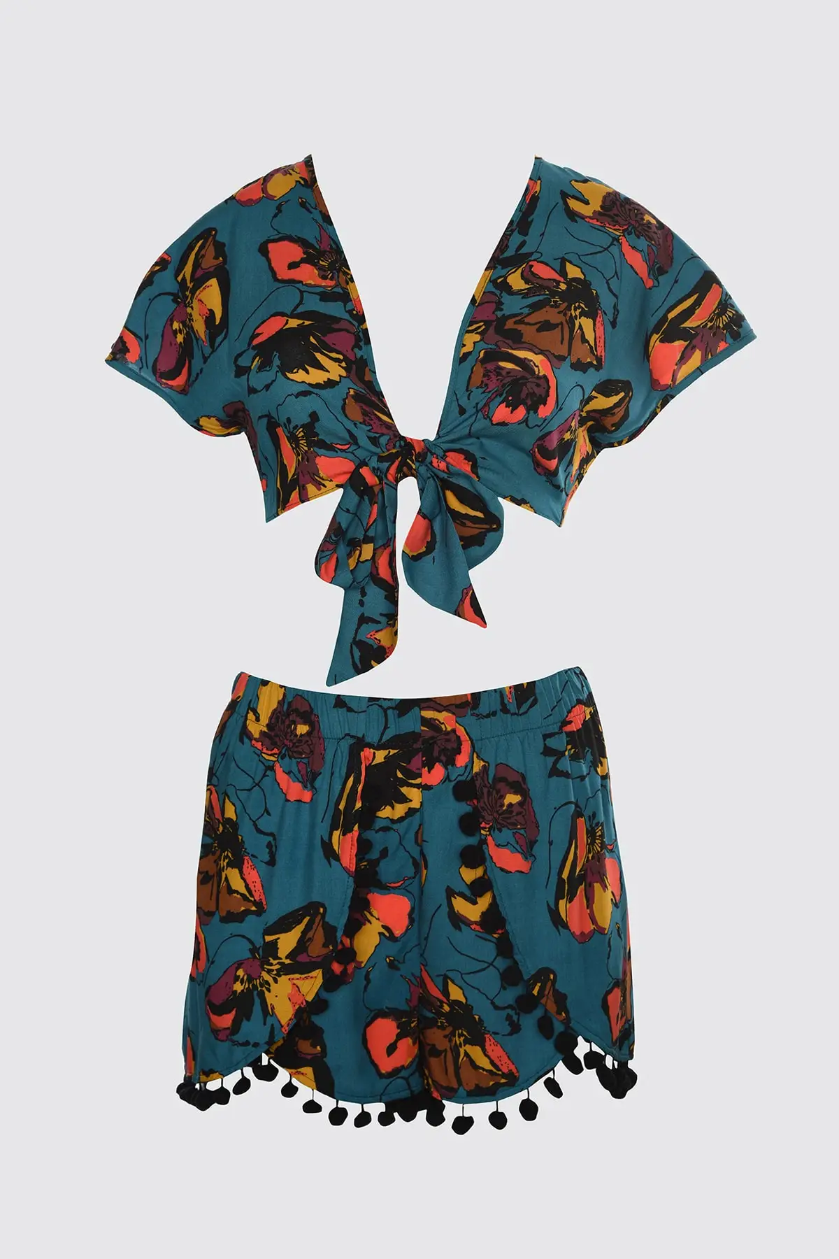 

Flower Print Pompon Detailed Blouse-Shorts Suit TBESS19BB0257